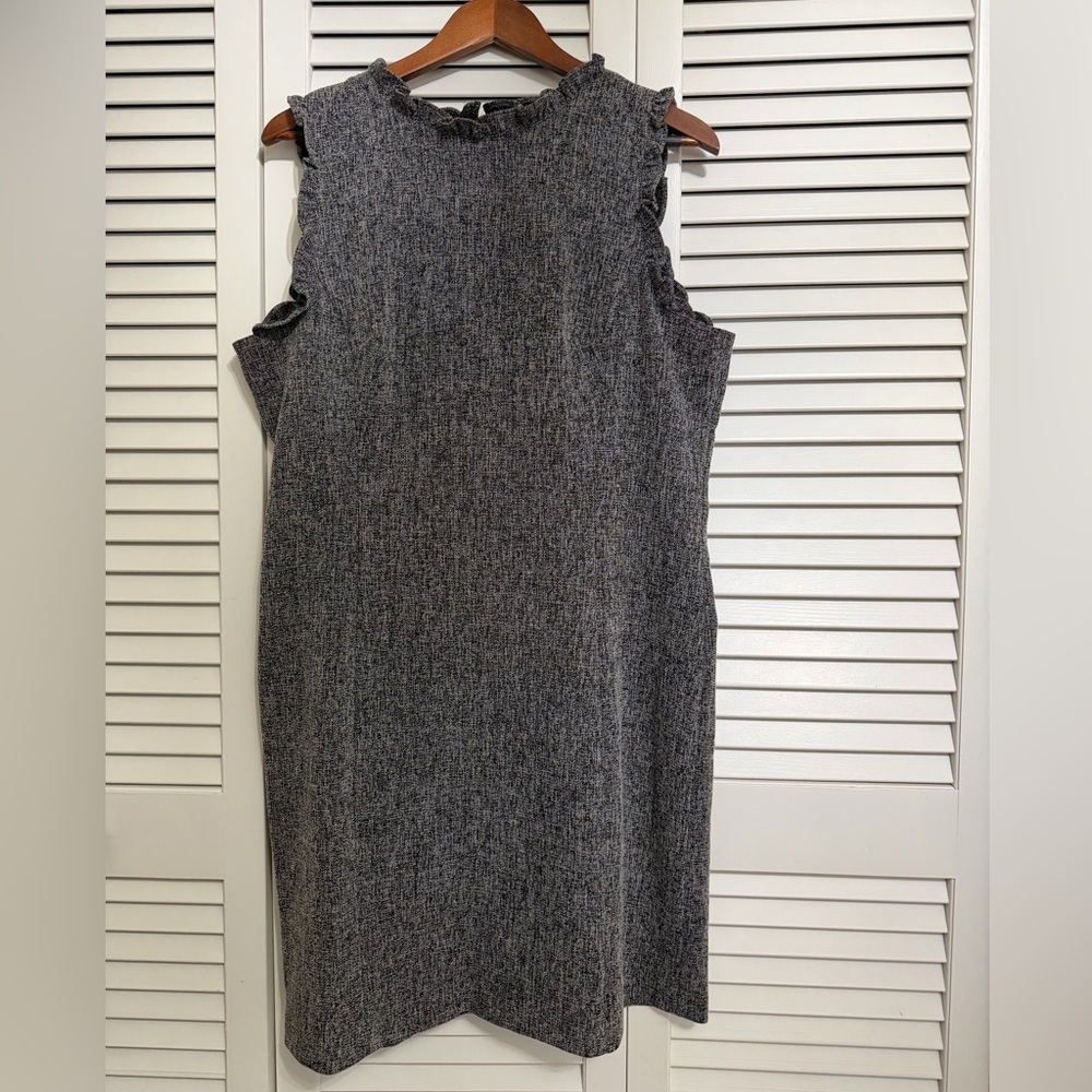 Elegant LOFT Gray Sleeveless Dress